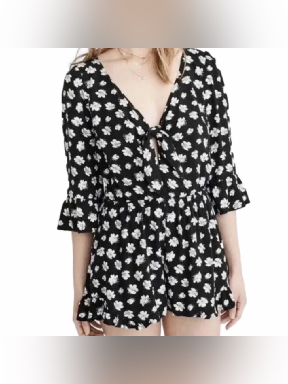 Abercrombie & Fitch Black and White Floral Tie-Front Romper